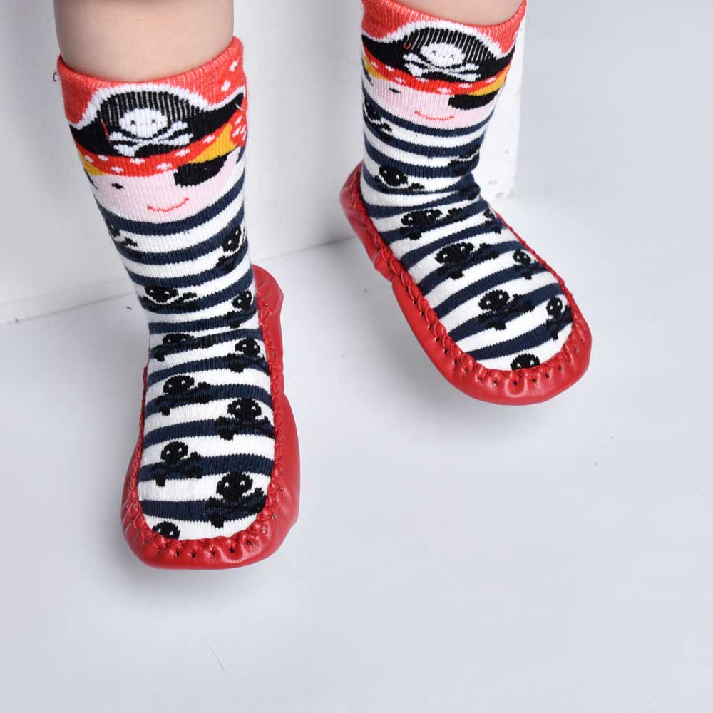 Pirate slipper socks